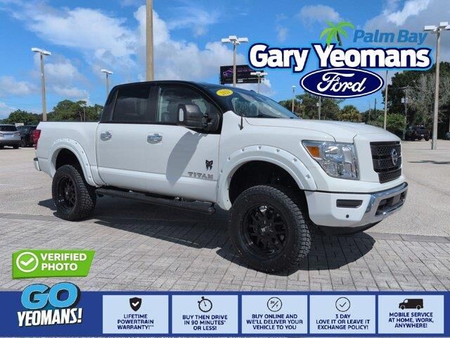 2021 Nissan Titan SV