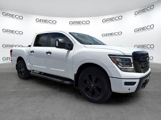 2024 Nissan Titan SV