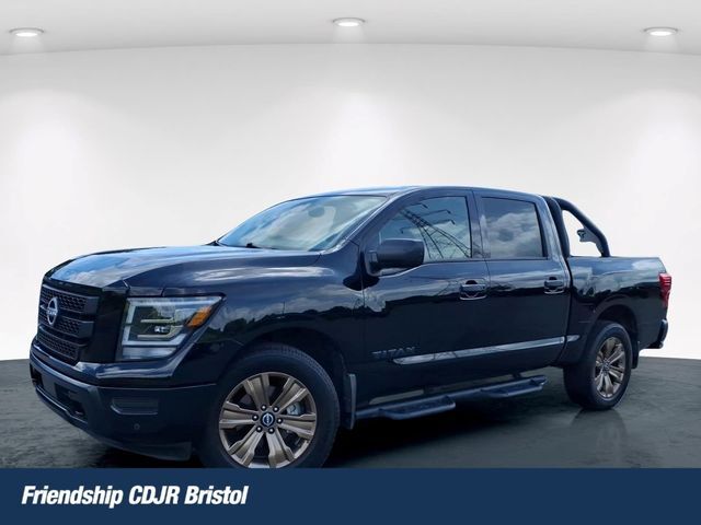 2024 Nissan Titan SV — photo 1 of 10