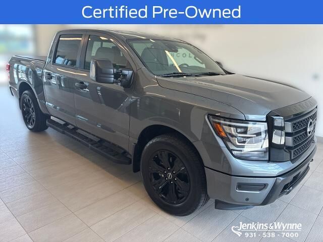 2024 Nissan Titan SV