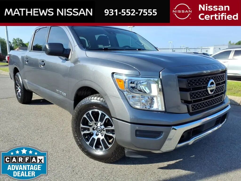 2022 Nissan Titan SV — photo 1 of 13