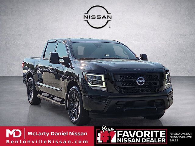 2024 Nissan Titan SV
