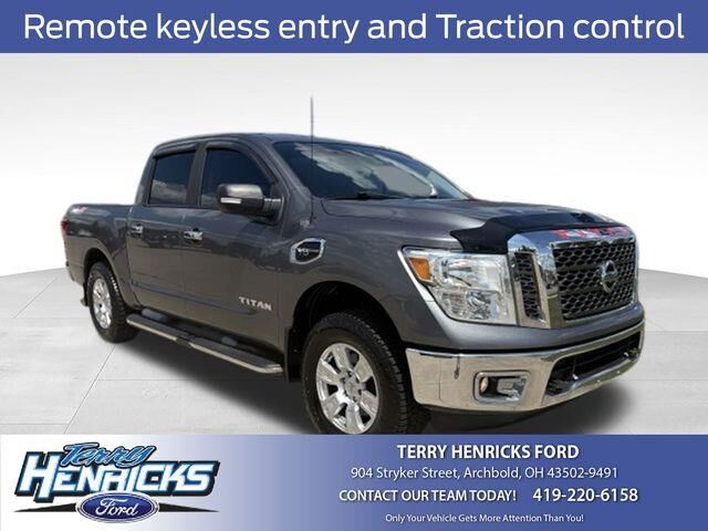 2017 Nissan Titan S — photo 1 of 13