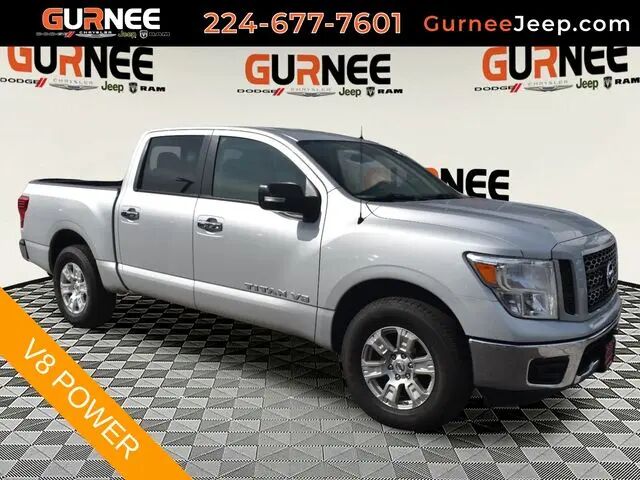 2019 Nissan Titan SV — photo 1 of 12