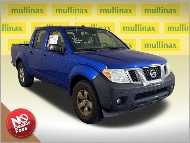 2013 Nissan Frontier S — photo 1 of 13