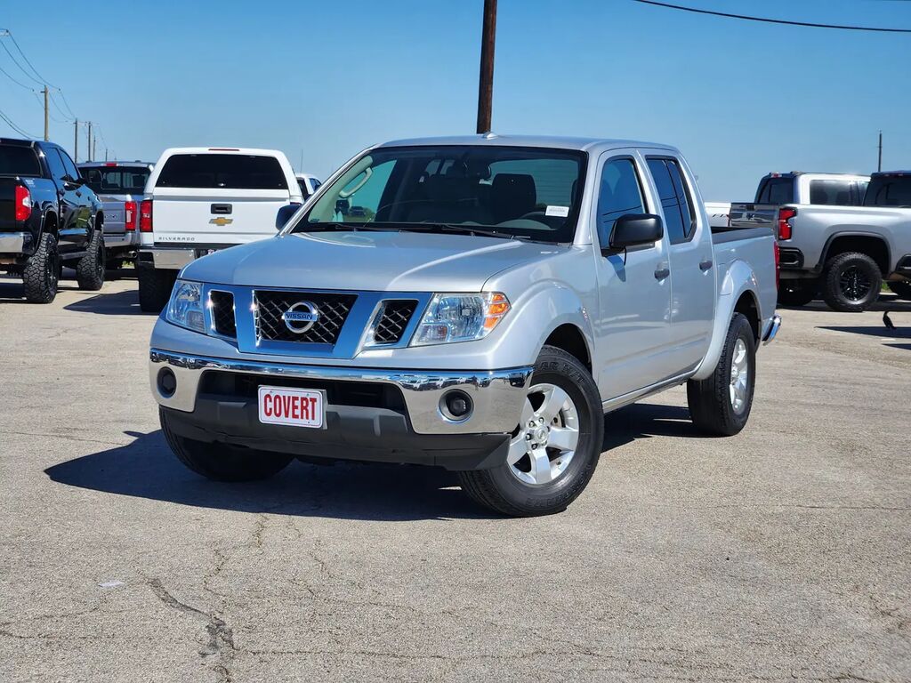 2011 Nissan Frontier S — photo 1 of 13