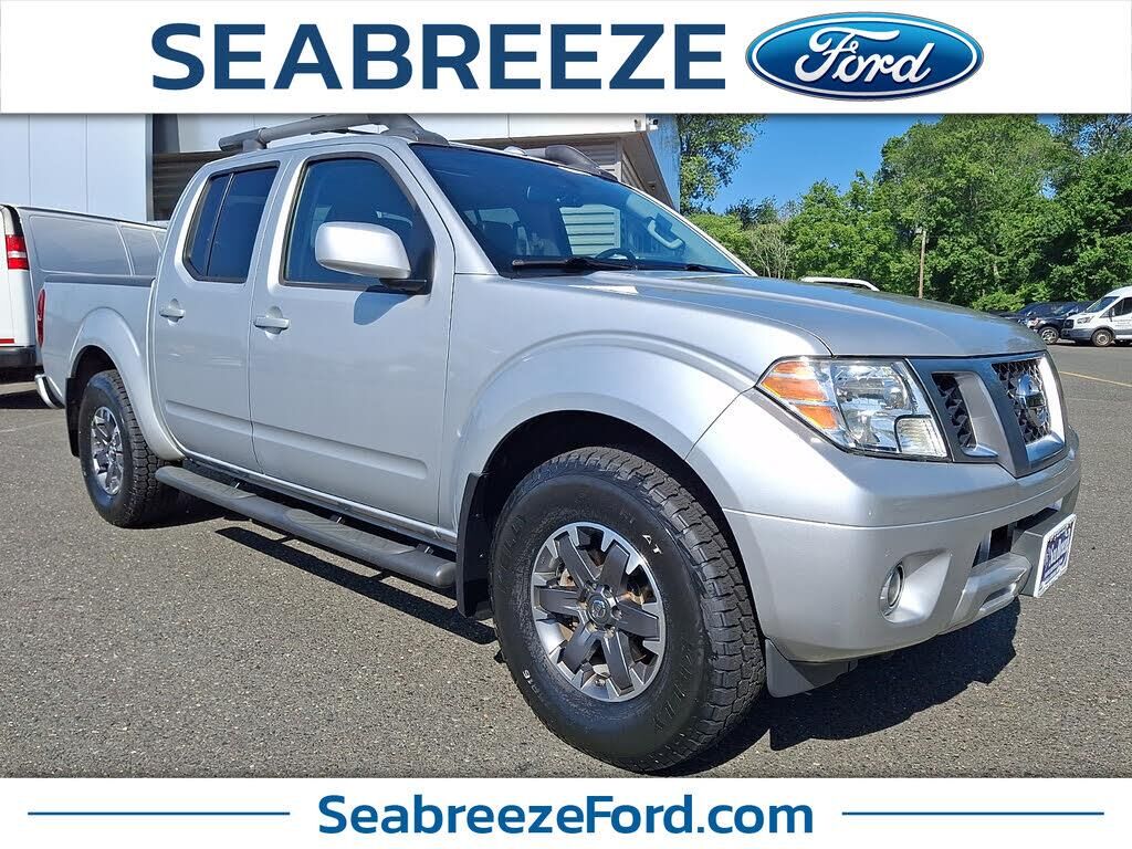 2016 Nissan Frontier PRO-4X — photo 1 of 1