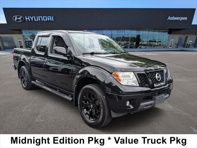 2018 Nissan Frontier SV — photo 1 of 13