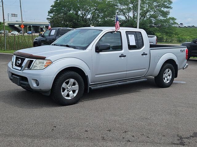 2012 Nissan Frontier SV V6 — photo 1 of 13