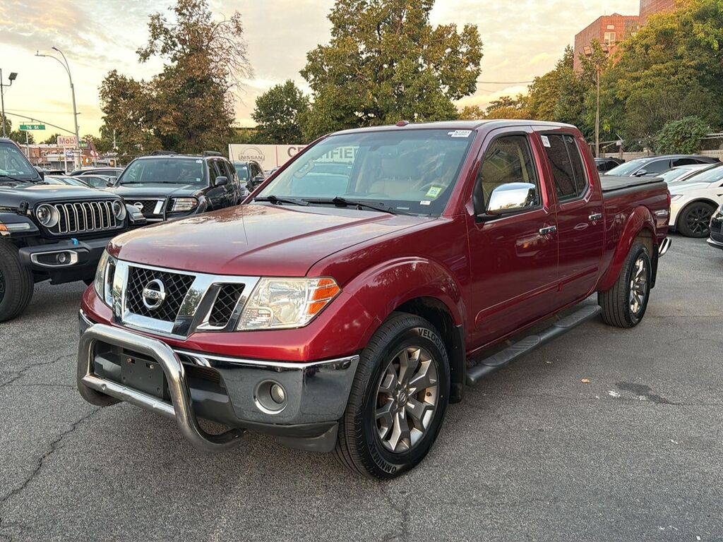 2015 Nissan Frontier SL — photo 1 of 13