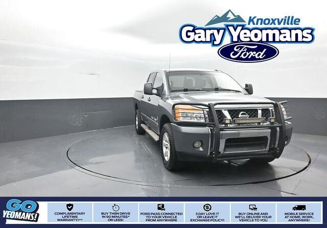 2014 Nissan Titan SV