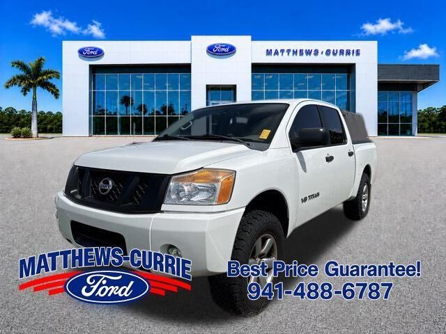 2012 Nissan Titan S — photo 1 of 8
