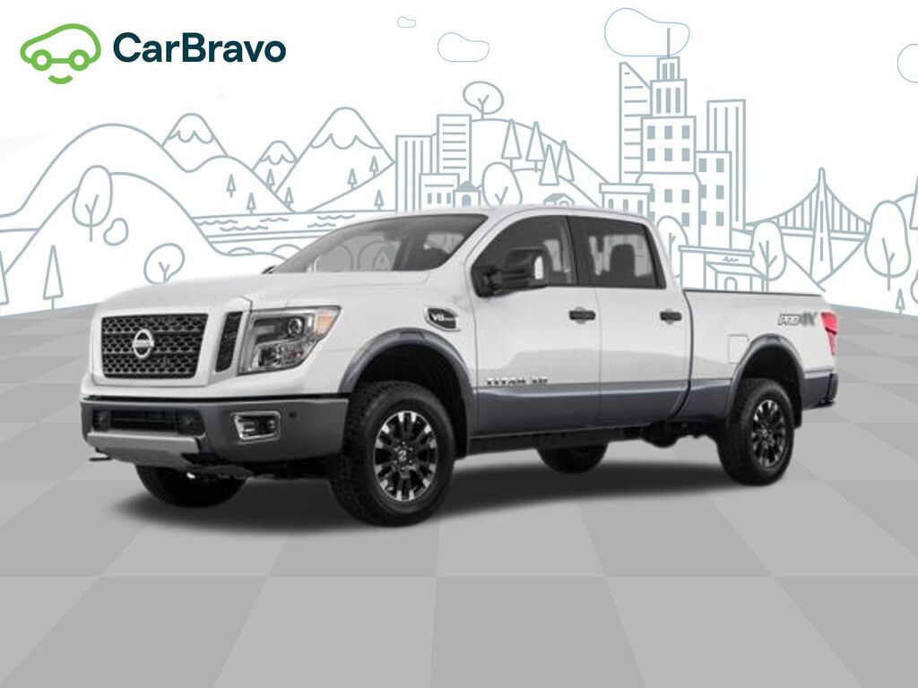 2018 Nissan Titan XD Platinum Reserve Diesel — photo 1 of 7