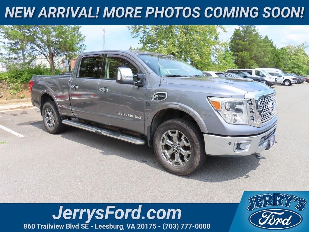 2017 Nissan Titan XD S — photo 1 of 1