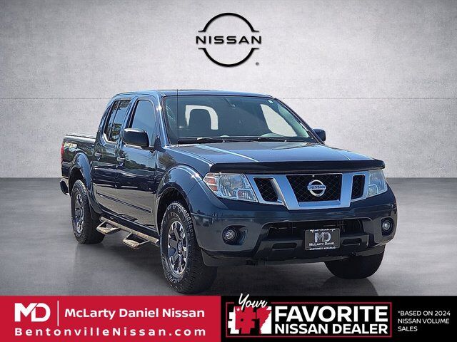 2019 Nissan Frontier Desert Runner — photo 1 of 1