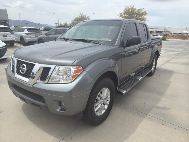 2021 Nissan Frontier SV — photo 1 of 3