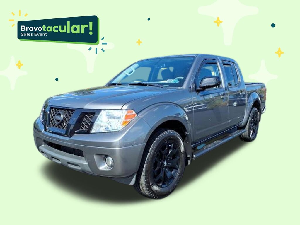 2020 Nissan Frontier Crew Cab SV 4x4 — photo 1 of 7