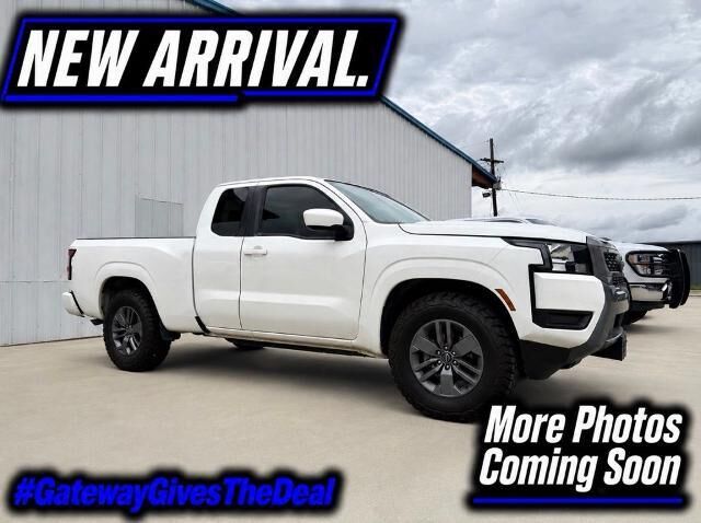 2025 Nissan Frontier S