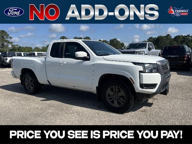 2025 Nissan Frontier S