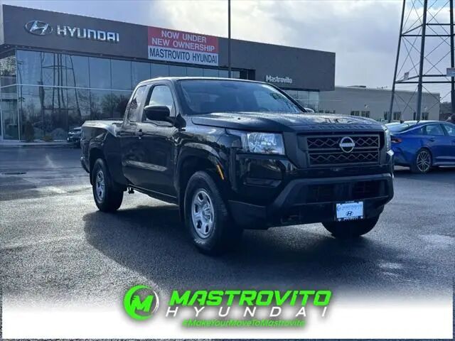 2023 Nissan Frontier S
