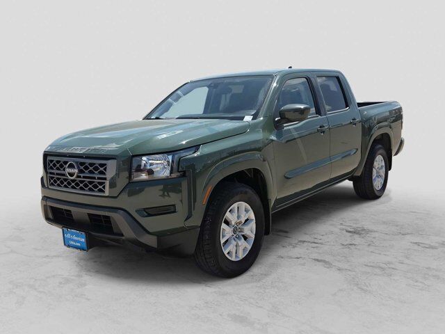 2022 Nissan Frontier SV — photo 1 of 13