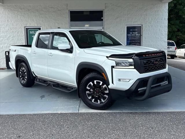 2024 Nissan Frontier PRO-X — photo 1 of 13