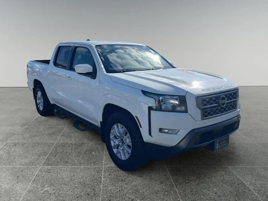 2024 Nissan Frontier S — photo 1 of 13
