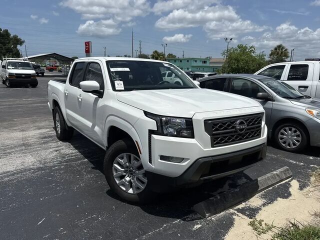 2024 Nissan Frontier SV