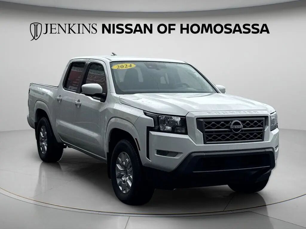 2024 Nissan Frontier SV — photo 1 of 1