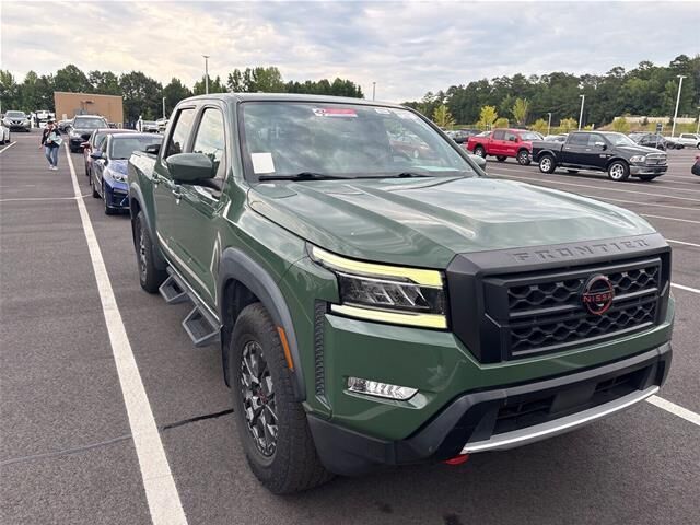 2022 Nissan Frontier PRO-X — photo 1 of 12