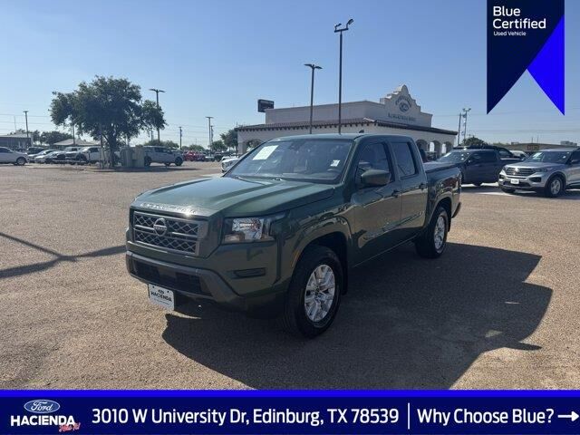 2022 Nissan Frontier SV
