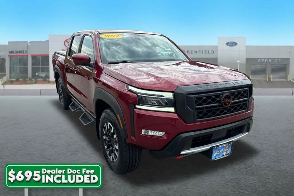 2024 Nissan Frontier PRO-4X — photo 1 of 13