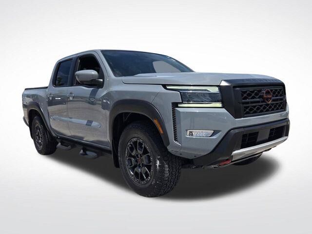 2024 Nissan Frontier PRO-4X — photo 1 of 13