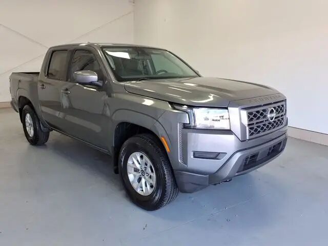 2024 Nissan Frontier S — photo 1 of 13