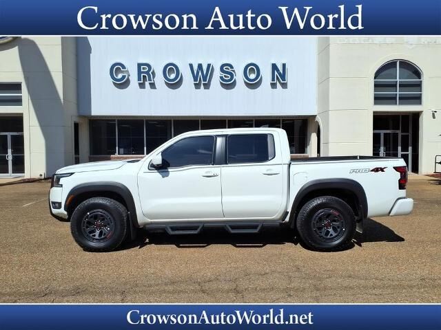 2026 Nissan Frontier PRO-4X — photo 1 of 13