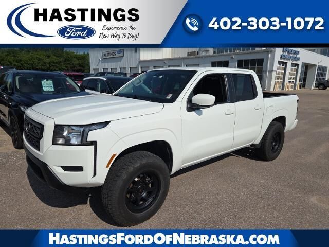 2022 Nissan Frontier S