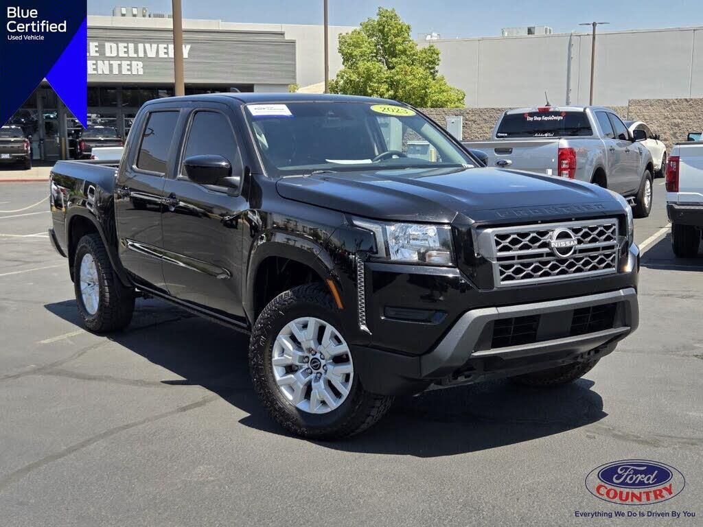 2023 Nissan Frontier S — photo 1 of 1