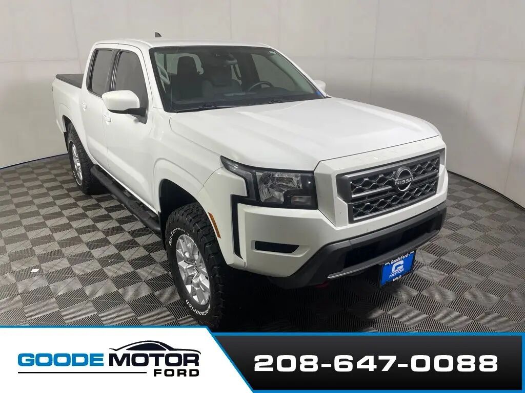 2022 Nissan Frontier S — photo 1 of 13