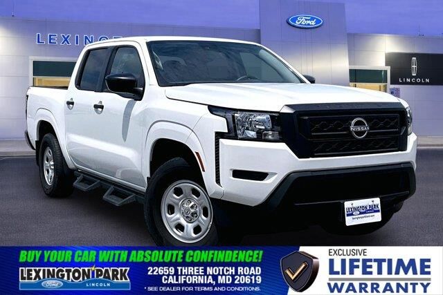 2022 Nissan Frontier S — photo 1 of 13
