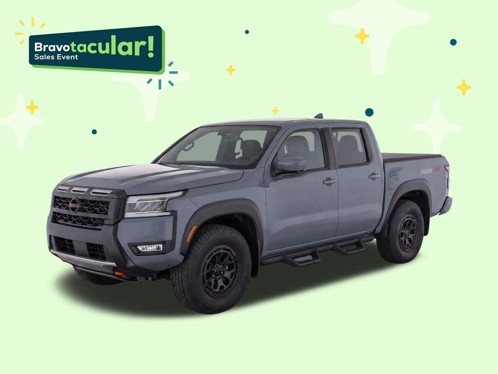 2025 Nissan Frontier Crew Cab PRO-4X 4x4 — photo 1 of 6