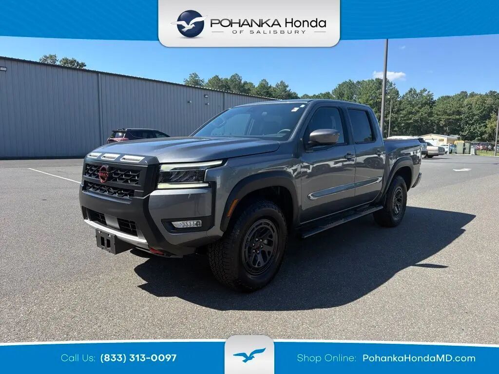 2025 Nissan Frontier PRO-4X — photo 1 of 13