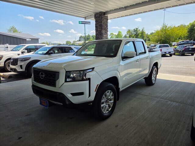 2023 Nissan Frontier S