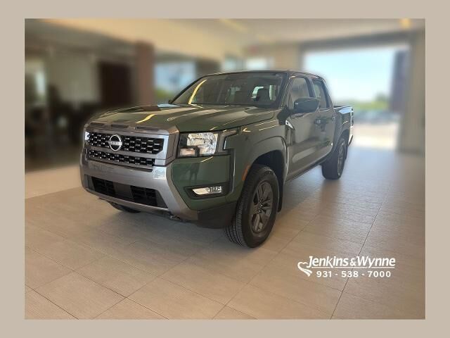 2025 Nissan Frontier SV