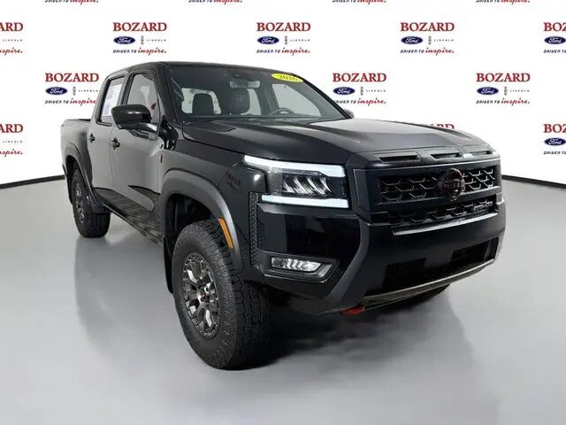 2026 Nissan Frontier PRO-4X — photo 1 of 11