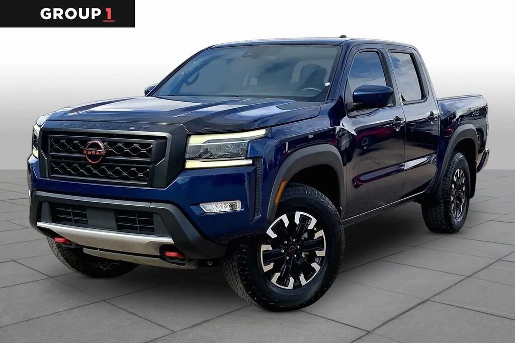 2023 Nissan Frontier S — photo 1 of 13