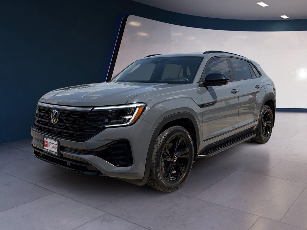 2026 Volkswagen Atlas Cross Sport 2.0T SEL R-Line Black — photo 1 of 13