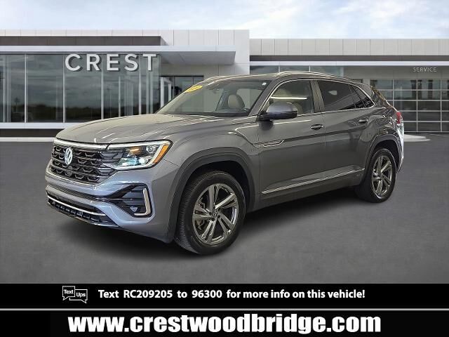 2024 Volkswagen Atlas Cross Sport SEL R-Line 4Motion — photo 1 of 13
