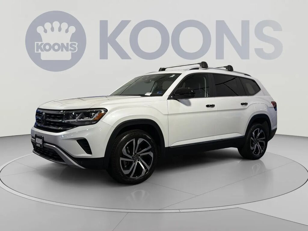 2023 Volkswagen Atlas SEL 4Motion — photo 1 of 13