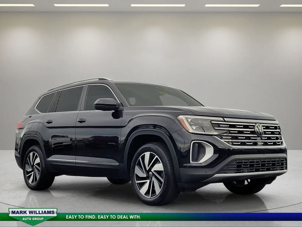 2024 Volkswagen Atlas SEL 4Motion — photo 1 of 13