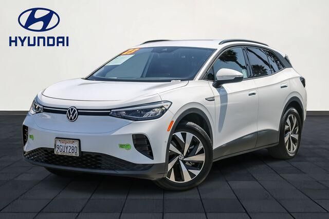 2023 Volkswagen ID.4 Pro — photo 1 of 13